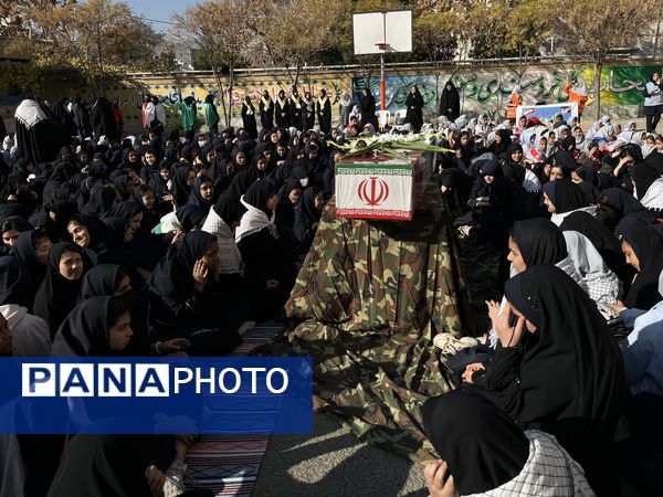 پایان مسیر عاشقی با بدرقه پیکر شهید گمنام