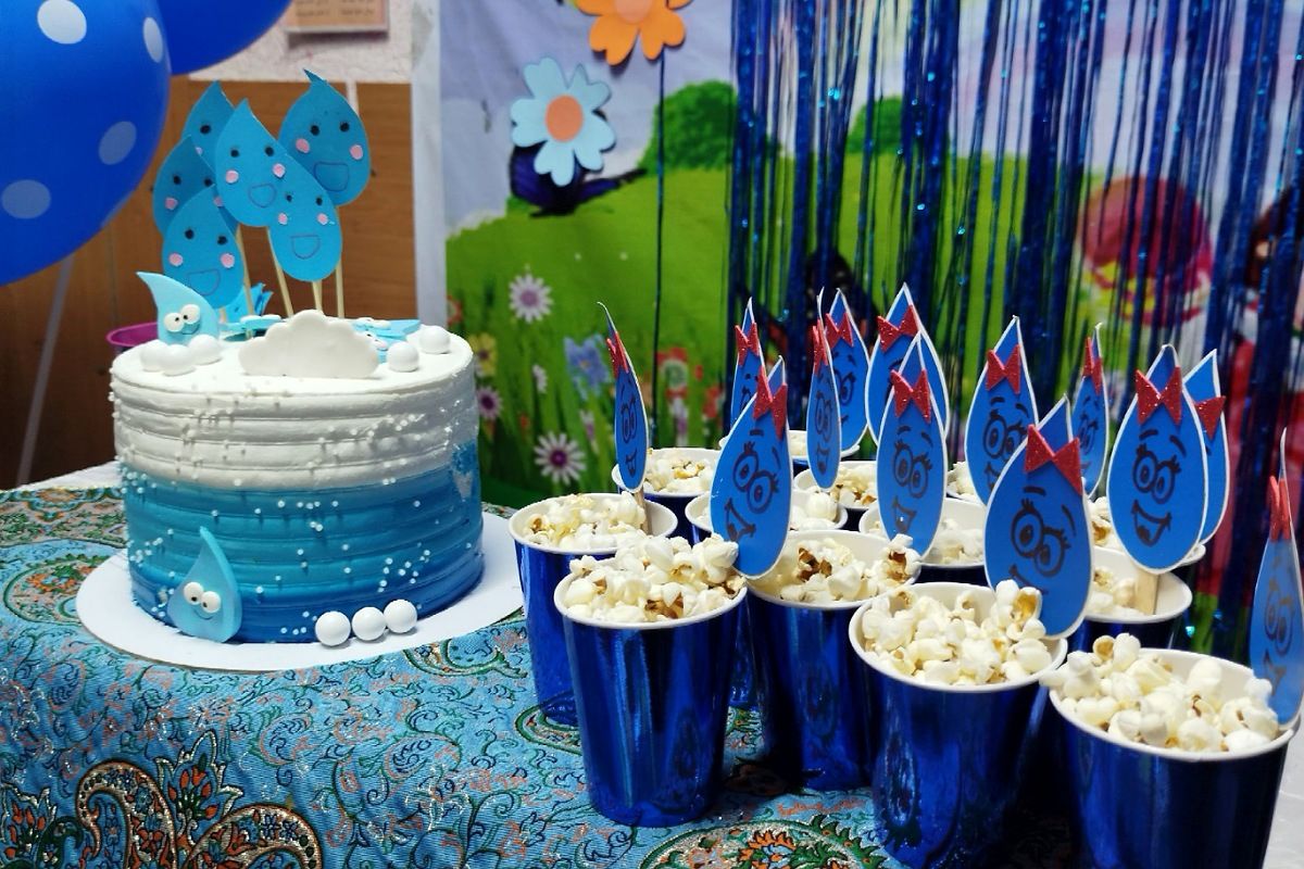 جشن آب در مدرسه سحر 