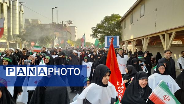 بیعت دوباره مردم قم با رهبری و مرجعیت 