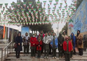 حضور  دانش‌آموزان دبستان میلاد در گلزار شهدا 