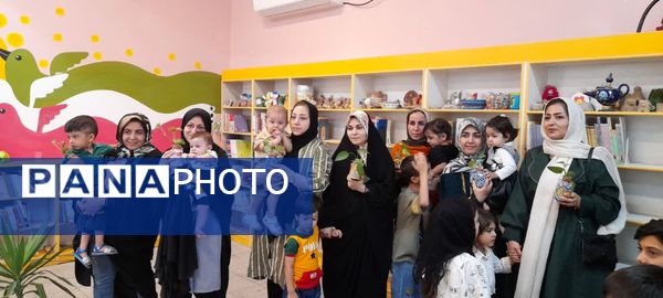 مراسم جشن سالروز میلاد امام هادی(ع) در کانون پرورش فکری شماره 4 قم