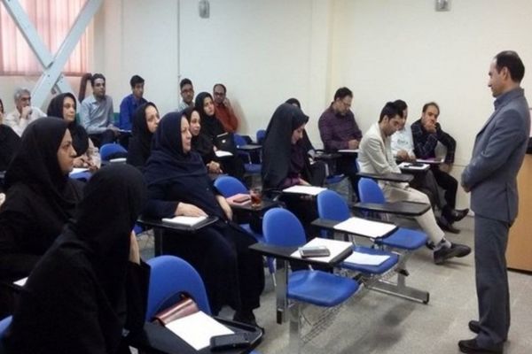  آموزش‌های ضمن خدمت؛راهی برای توانمندسازی معلمان تازه‌کار است