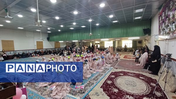 جشن تکلیف دانش آموزان دبستان هیأت امنایی ضحی یک