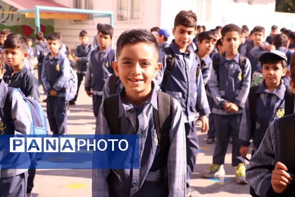 صبحگاه دانش‌آموزی در دبستان قلمچی گرگان