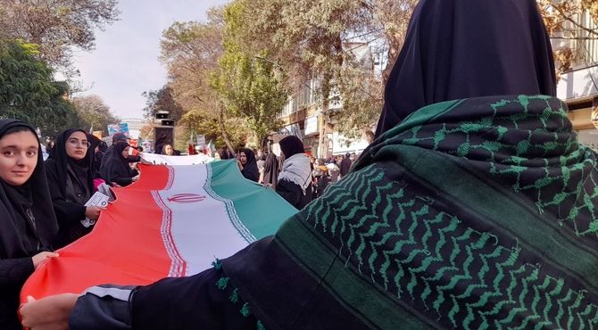 شور انقلابی از جنس دانش‌آموزی