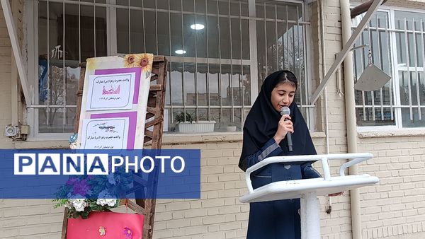 جشنواره کیک و دسر در دبیرستان کوثر فرهنگیان 