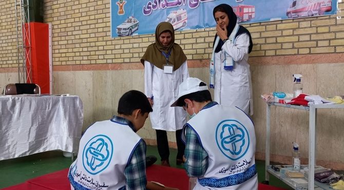 برگزارط اولین جشنواره رقابت‌های علمی و مهارتی سفیران سلامت در اردوگاه شهید محمد منتظری شهریار