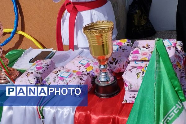 برگزاری المپیاد ورزشی درون‌مدرسه‌ای در مدرسه یاس‌نبی،فتح در بهارستان‌دو