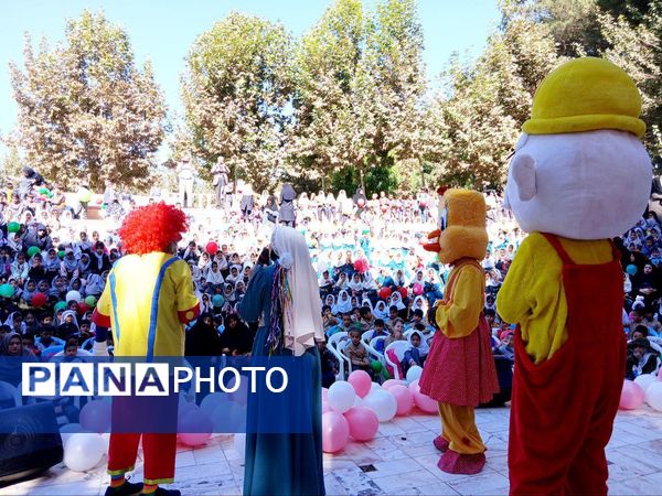 جشن روز کودک در پارک بانوان شهرستان کاشمر 