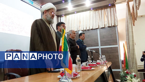 جلسه شورای اداری شهرستان بن با حضور استاندار 
