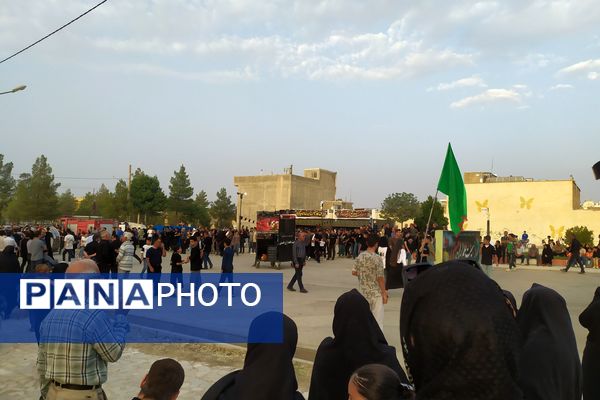 ندای لبیک یا حسین در روز عاشورا 