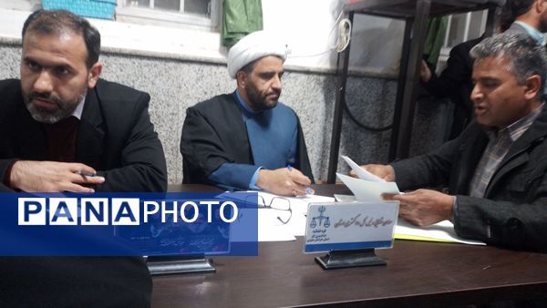 میز خدمت قضائی در مسجد امام هادی (ع) بیرجند 