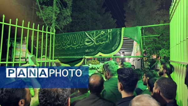 پیکر شهید فاتحی، در آغوش مجلس حسینی آرام گرفت 