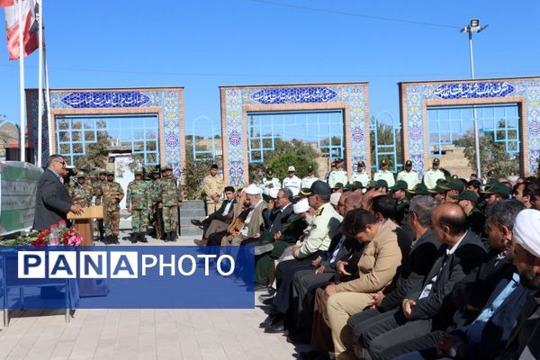 آئین عطرافشانی مزار شهدا، همزمان با هفته نیروی انتظامی