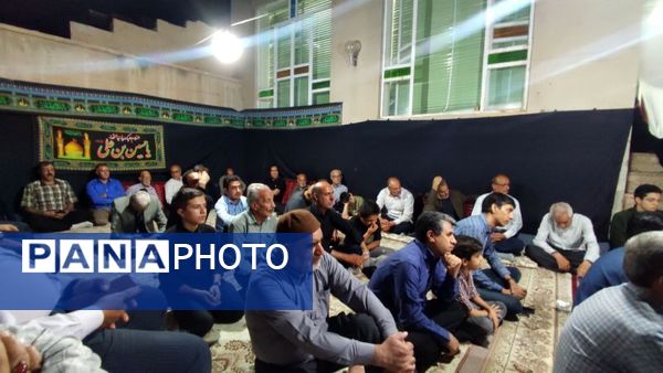 روضه خانگی در یکی از خانه کهن شهرستان کاشمر