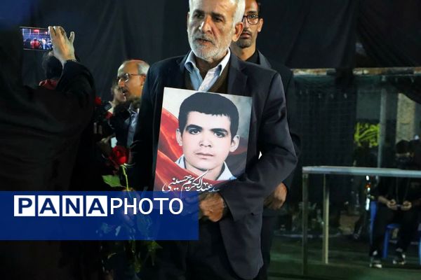 یادواره سرداران و شهدای محله حسین‌آباد در برازجان با حضور نماینده ولی فقیه در استان بوشهر