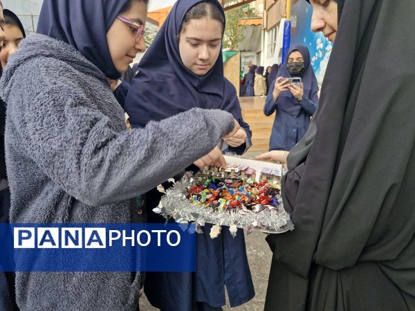 دبیرستان شاهد خیام میزبان جشنی پرشور به مناسبت روز دانش‌آموز