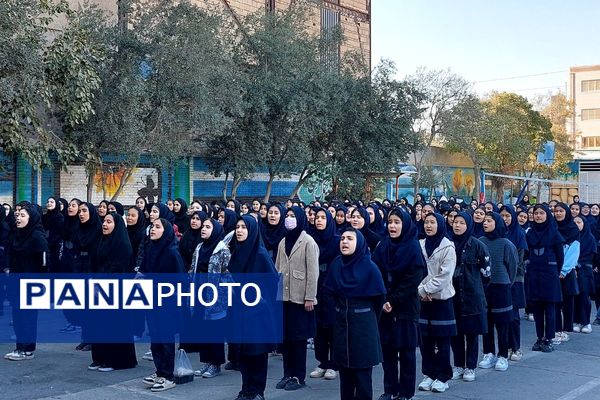 افتتاحیه طرح گلستان زندگی  دبیرستان شهدای هسته‌ای قرچک 