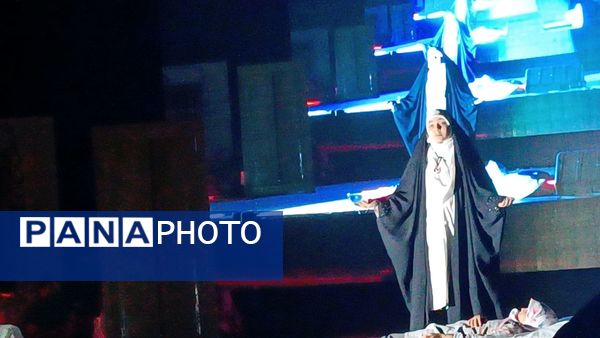 ویژه برنامه فاطمه بهانه خلقت در سالن همایش صدای و سیمای خراسان رضوی