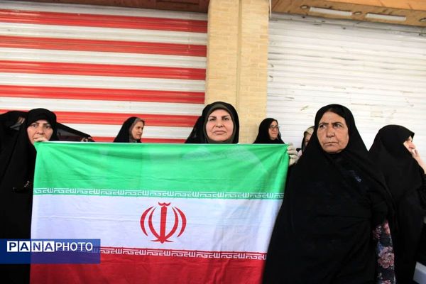 حماسه باشکوه ملت بزرگ ایران در راهپیمایی جمعه خشم و نصر 
