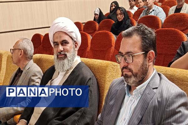 برگزاری نشست صمیمانه هنرمندان و فعالان عرصه رسانه در شهرستان ملارد