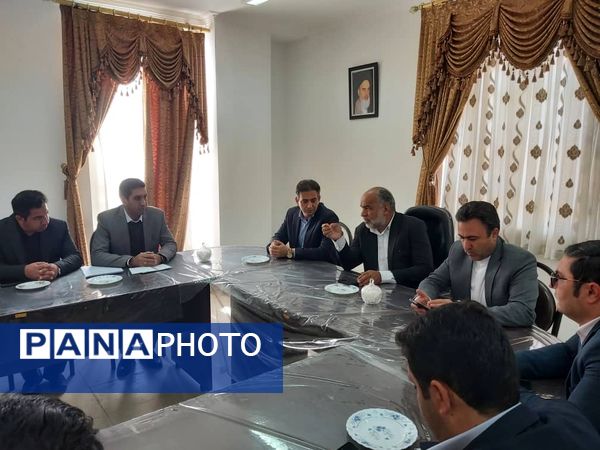 بازدید نماینده مردم خاتم در مجلس شورای اسلامی از اداره بهزیستی