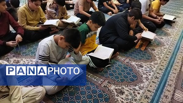 دم دمای اذان و قرائت آیاتی چند از قرآن 