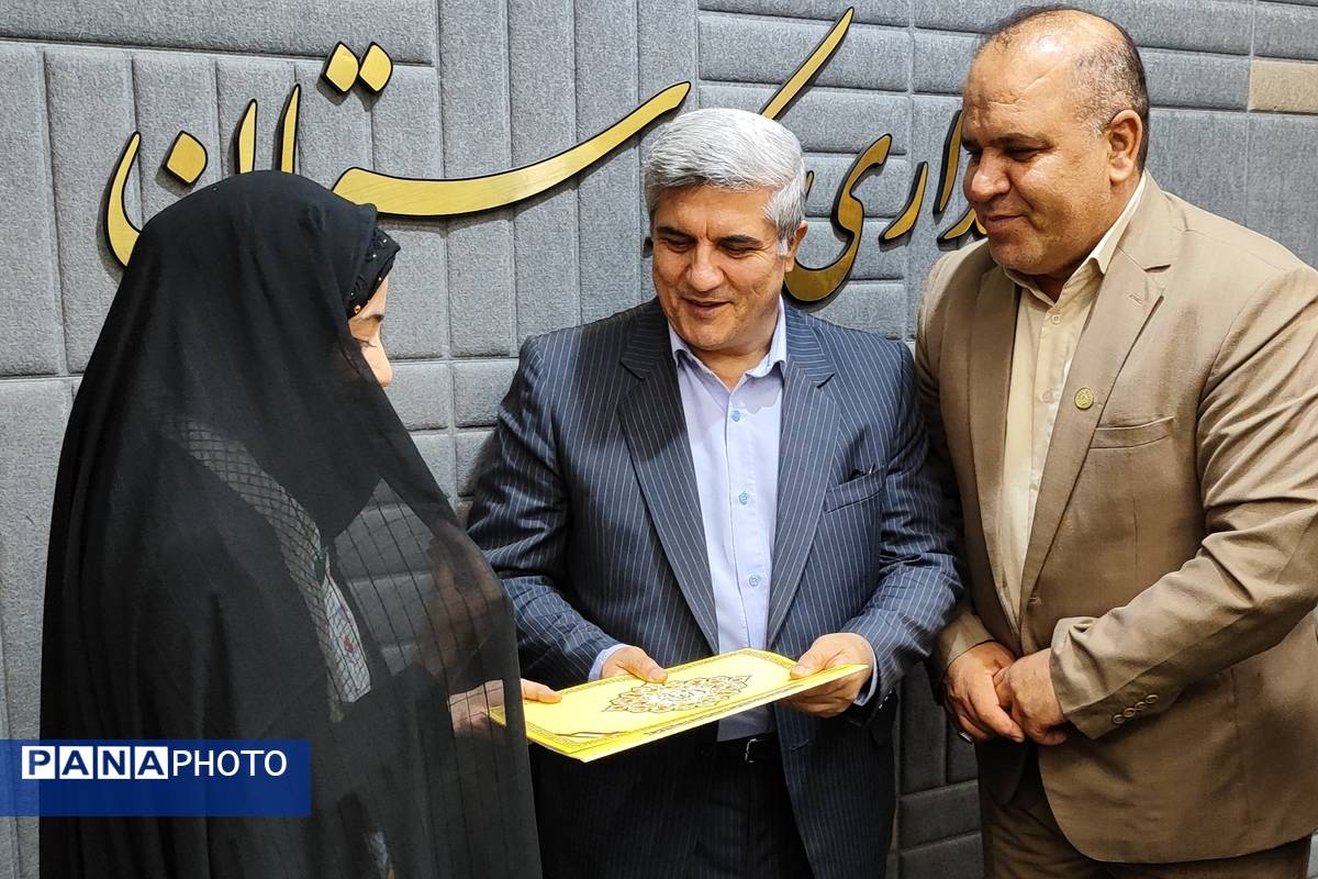دیدار صمیمی استاندار کردستان با جمعی از دختران نخبه استان