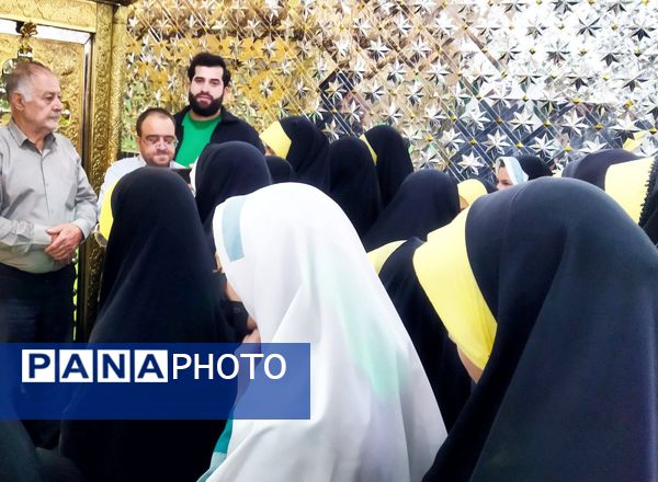 مراسم غبارروبی بقعه متبرکه امامزاده اسماعیل(ع) شهرستان فیروزکوه