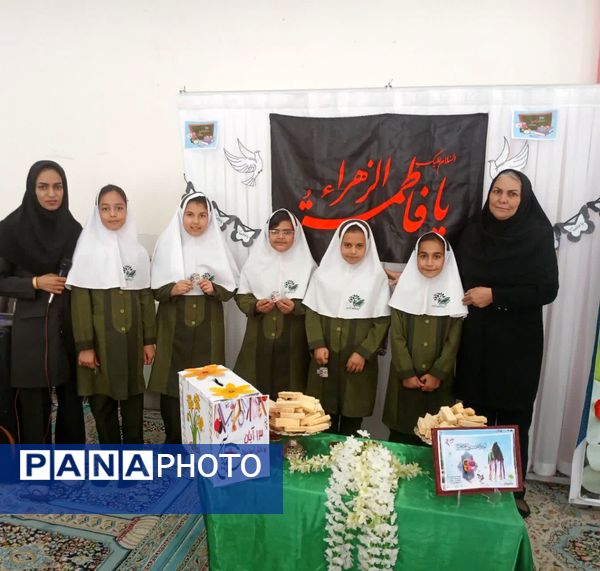 عزاداری به مناسبت شهادت حضرت زهرا (س) در دبستان حضرت زینب(س) مروست 