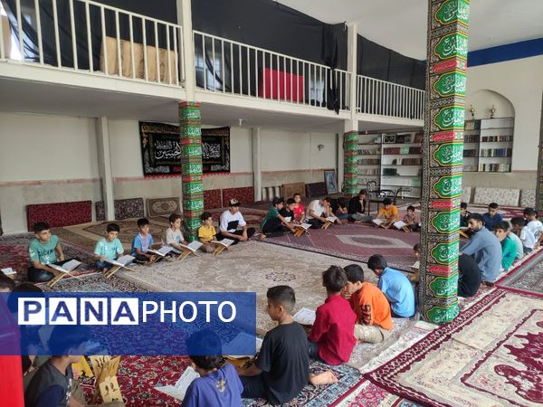 کلاس‌های قرآن کریم در مسجد امام علی (ع) ده‌محسن 