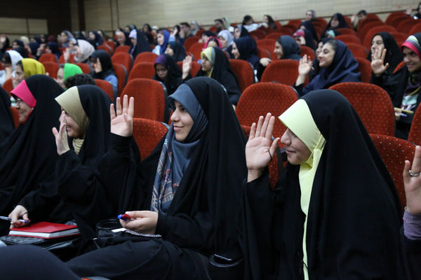 دوره پیشرفته خبرنگاری و سواد رسانه برای دانش‌آموزان دختر عضو خبرگزاری پانای استان اصفهان