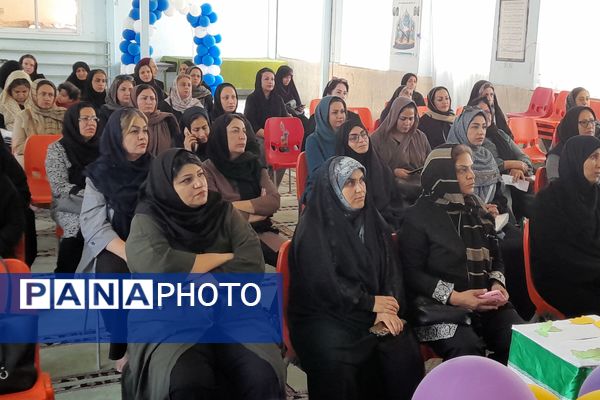 انجمن اولیا پل ارتباطی بین اولیا و مدرسه 