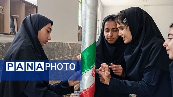 اردوی یک روزه دانش‌آموزان بسیجی همراه با ساخت موشک‌های استکبارستیزی 