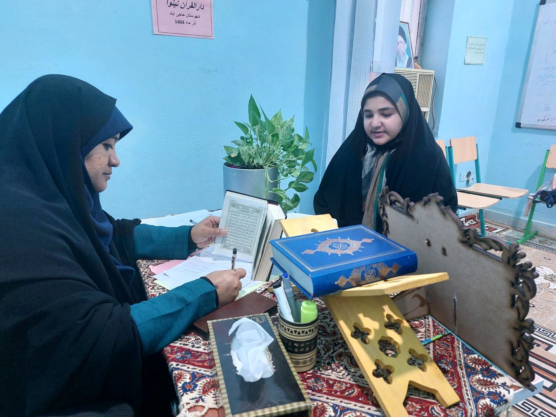 دارالقرآن نینوا حاجی‌آباد میزبان آزمون ارزیابی حافظان قرآن کریم