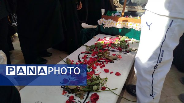 مراسم پر فیض دعای ندبه به همراه آئین رونمایی و عطرافشانی سنگ یادبود شهید گمنام 