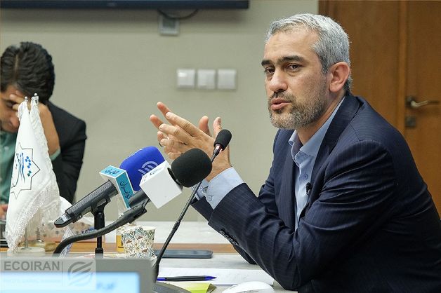 هدف، کاهش تورم به ۲۵ تا ۳۰ درصد در سال آینده است