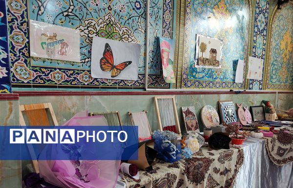 آغاز رویداد «هفته ماها» در دبیرستان خدیجه کبری (س) ناحیه ۴ اصفهان