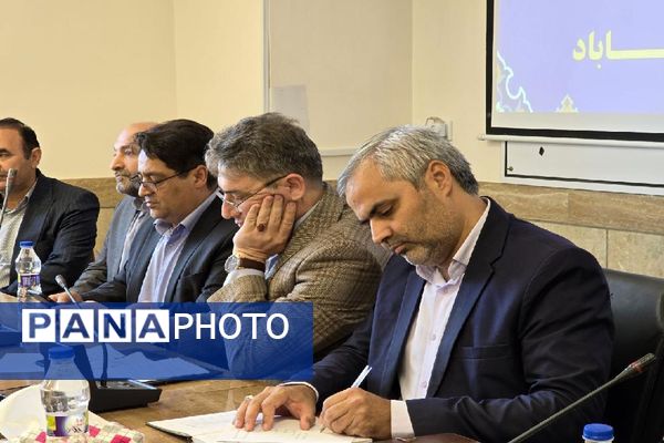 فصل تازه خدمت‌رسانی؛ مهدی ذبیحی بر سکوی مدیریت آموزش و پرورش گناباد