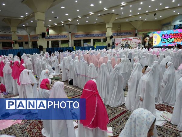 برگزاری جشن روزه اولی دختران در مصلی امام خمینی(ره) شهرستان بجنورد
