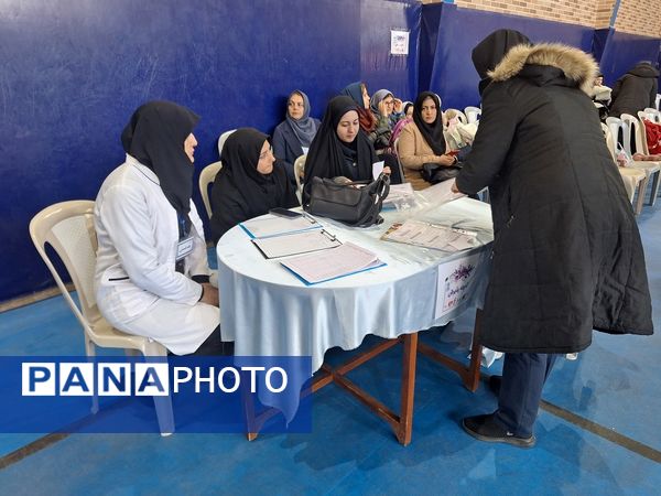 اولین جشنواره سفیران سلامت دانش‌آموزان ناحیه ۲ کرج