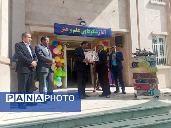 آغاز سال تحصیلی جدید در دبستان دخترانه پری زابلی نژاد ناحیه دو 