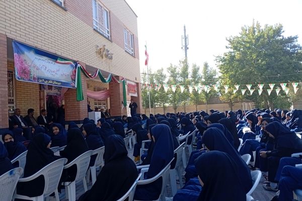 آغاز سال تحصیلی در دبیرستان قلمچی۲