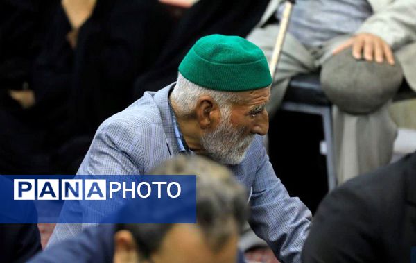 دیدار مدیرکل و کارکنان بنیاد شهید و امور ایثارگران خراسان جنوبی با نماینده ولی فقیه