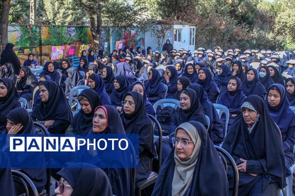 آیین بزرگداشت هفته بهداشت روان و انتخابات همیار مشاوران