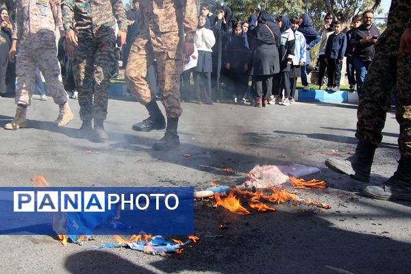 تجلی اقتدار مردم بهارستان در راهپیمایی ۱۳ آبان