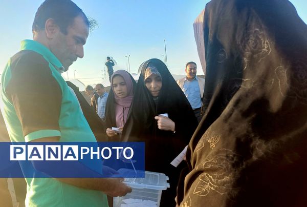 همایش پیاده‌روی خانوادگی به پاسداشت ایام الله دهه مبارک کرامت