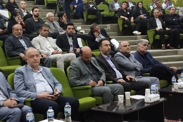 تربیت دانش‌آموزان نیازمند فضای آموزشی مناسب است 