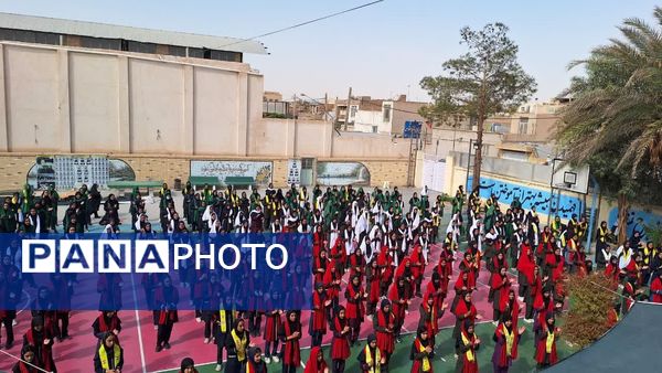 بازدید مدرسان کشوری سازمان دانش‌آموزی از دبیرستان تمام تشکیلاتی عفت