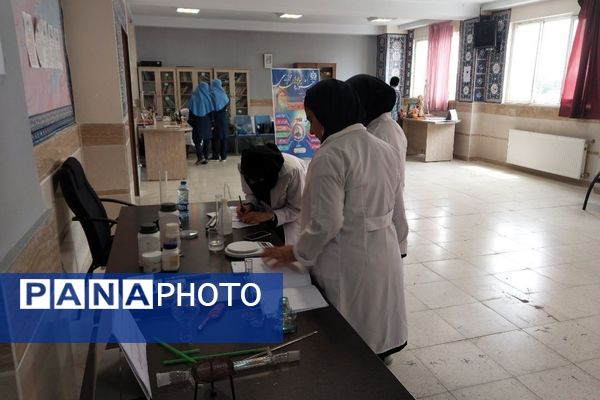 اختتامیه محور آزمایشگاه ،یازدهمین دوره جشنواره نوجوان خوارزمی در دبیرستان مهدی مقربی ملارد